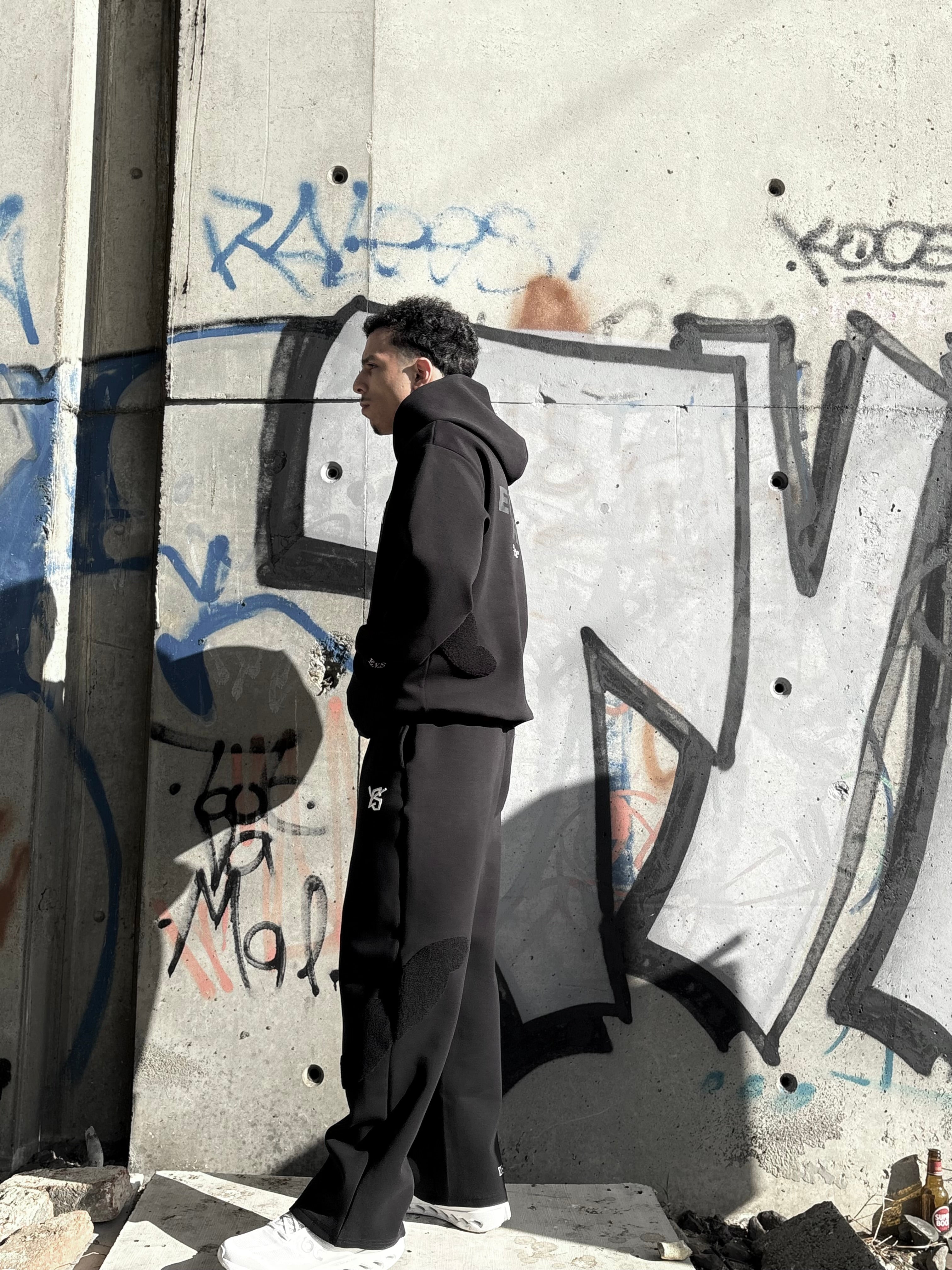 ELVARIS - Pull à Capuche